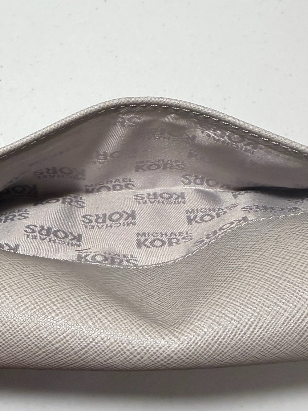 Michael Kors Chain Wallet Crossbody - Picture 14 of 14